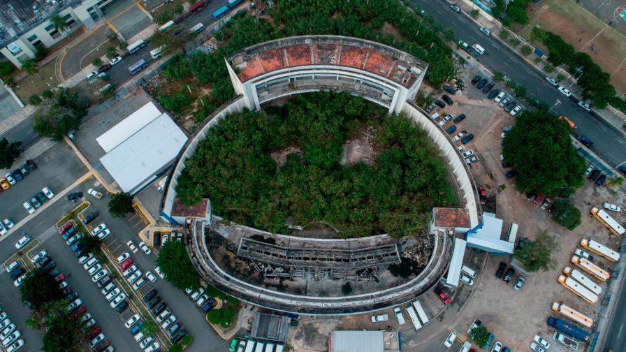 Las razones por las que Contrataciones anuló la licitación del Teatro Agua y Luz cinco años después