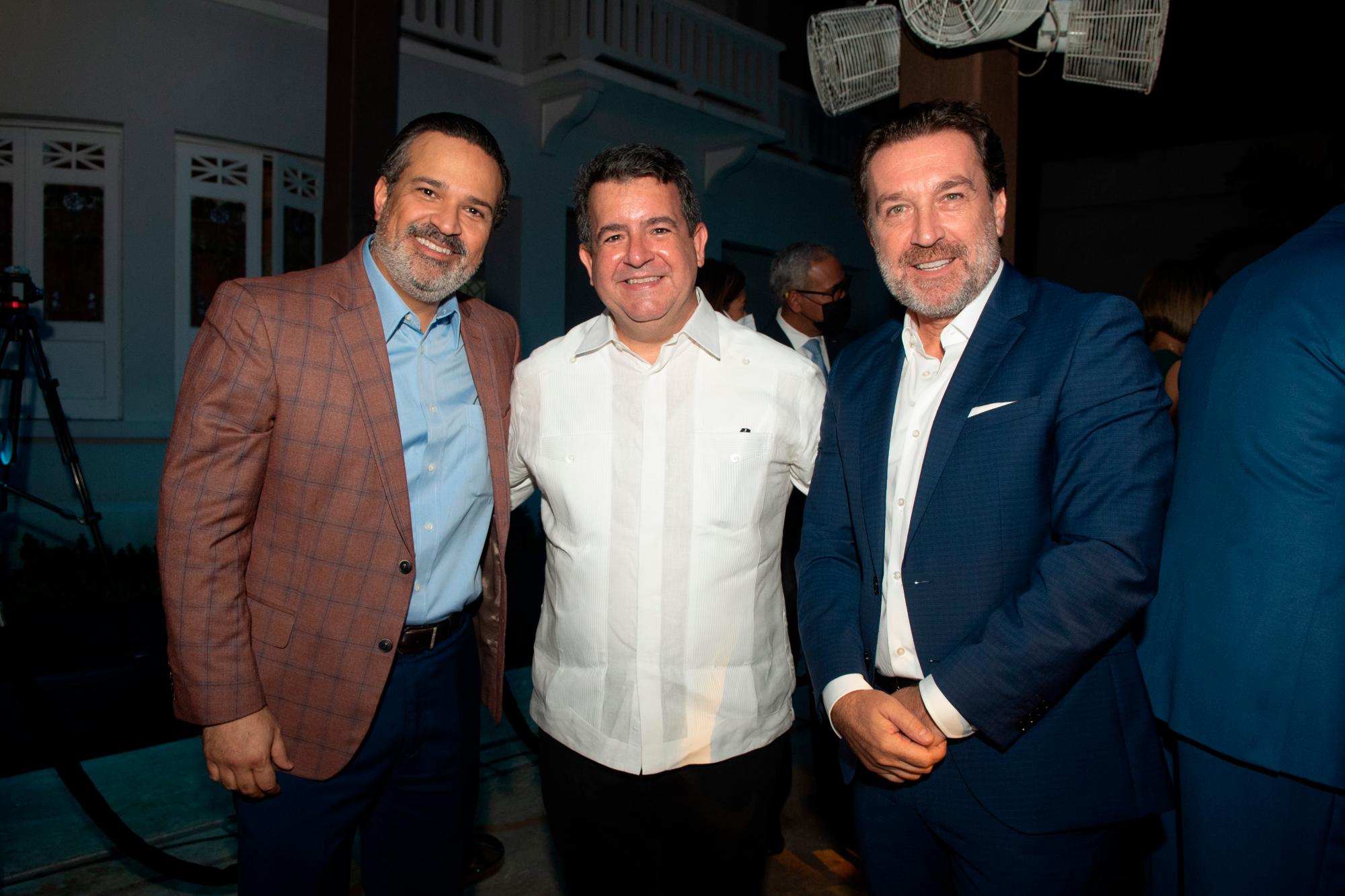 Edwin Fernández, Ricardo Feris y Francesco Fino. 