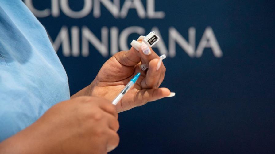 Se reactiva la vacunación contra el COVID-19 ante prohibición de acceder a lugares 