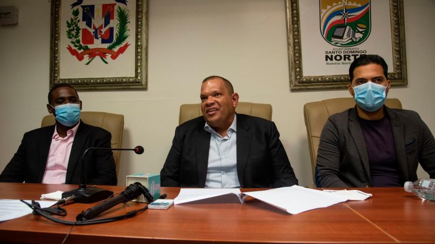 Alcalde SDN sugiere que se asfalte carretera que conduce a Duquesa mientras se resuelve litis Alcalde SDN sugiere que se asfalte carretera que conduce a Duquesa mientras se resuelve litis