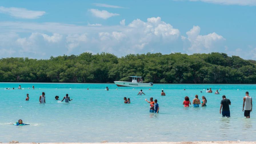 Playas de Boca Chica y Andrés fueron ejemplo de comedimiento esta Semana Santa