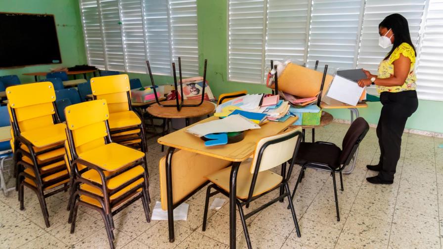 Retorno a las aulas se reinicia hoy en 48 municipios del país con muchas interrogantes Retorno a las aulas se reinicia hoy en 48 municipios del país con muchas interrogantes