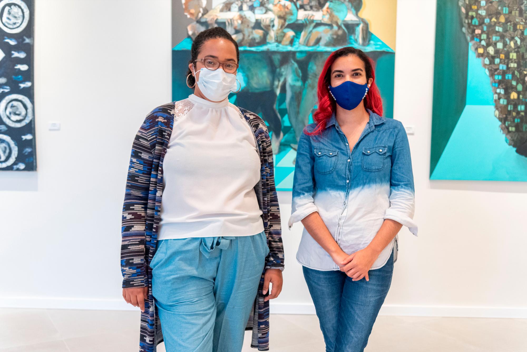 Chavelly Torres y Sary Torres.