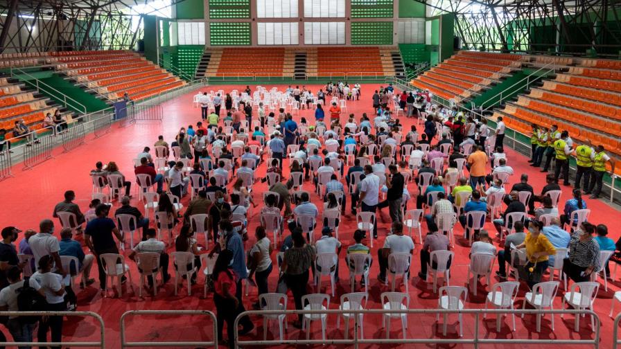 El Gobierno comenzará el lunes vacunación general con el inicio de la Fase III El Gobierno comenzará el lunes vacunación general con el inicio de la Fase III