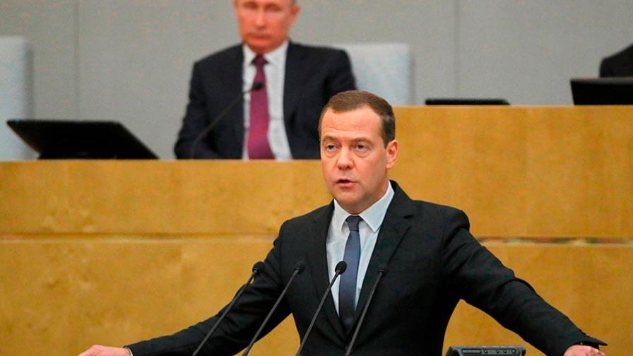 Dimite el primer ministro ruso Dmitri Medvédev