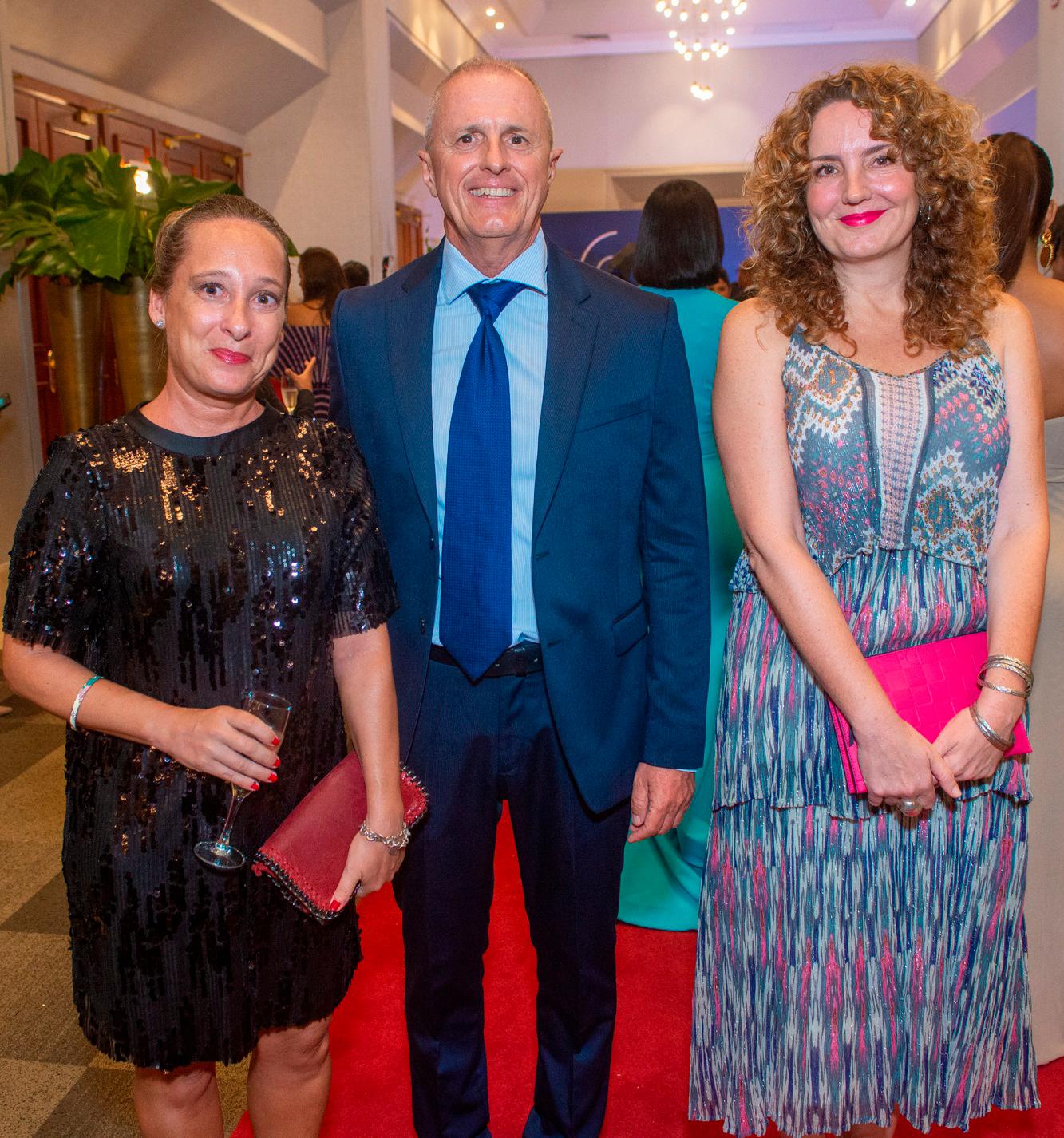 María Domínguez, Eduardo Chacón y Helena Bonafonte.