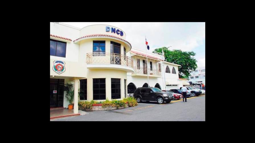 Apresan dominicano con 10 kilos de droga en el aeropuerto de Punta Cana Apresan dominicano con 10 kilos de droga en el aeropuerto de Punta Cana