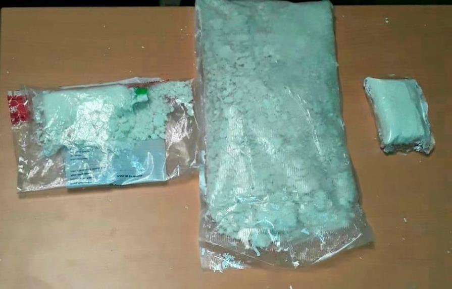 Apresan extranjero con más de un kilo de presunta cocaína en aeropuerto de Punta Cana 