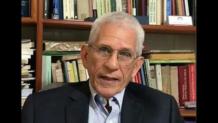 Presentan obra de Bruno Rosario Candelier en encuentro interiorista virtual 