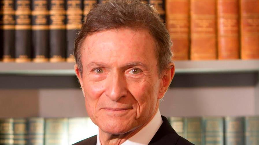 Roberto Álvarez, un abogado con experiencia en relaciones exteriores, será el canciller de Abinader