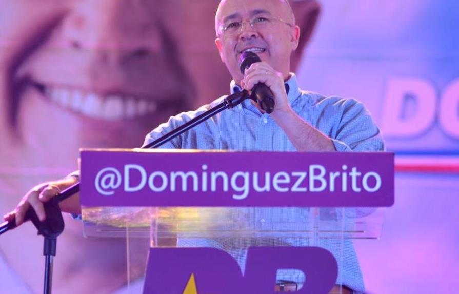 Domínguez Brito pide a leonelistas dejar de “atacar a Danilo”