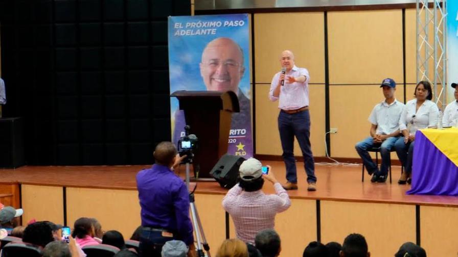 Francisco Domínguez Brito aboga por aumento de salario no sustentado en la inflación para que sea “real