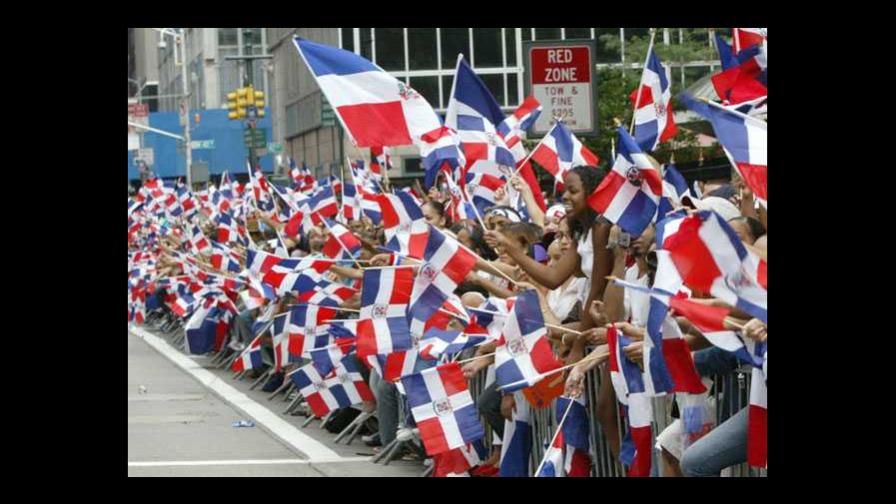 Aumentan a 2.1 millones los dominicanos en Estados Unidos Aumentan a 2.1 millones los dominicanos en Estados Unidos