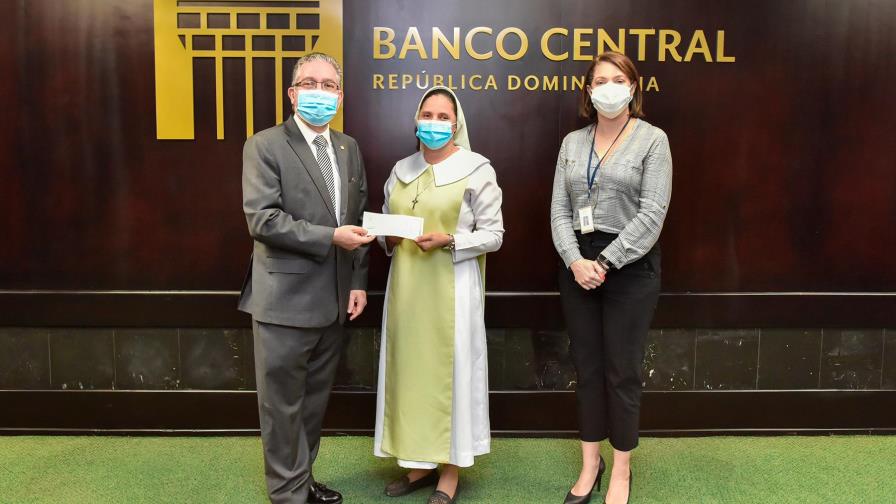 Voluntariado Bancentraliano dona fondos a Casa Divino Niño Jesús Voluntariado Bancentraliano dona fondos a Casa Divino Niño Jesús