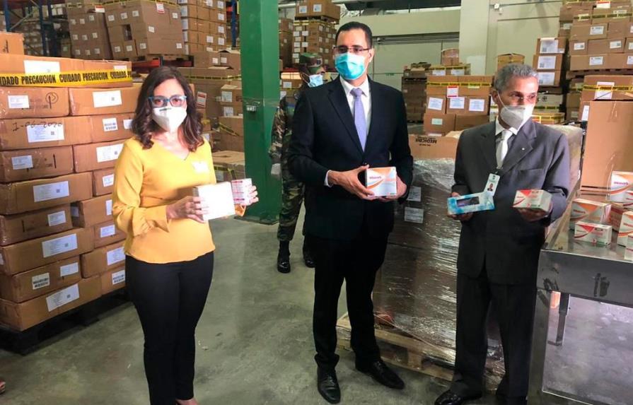  GSK  dona equipos médicos y medicamentos a República Dominicana 
