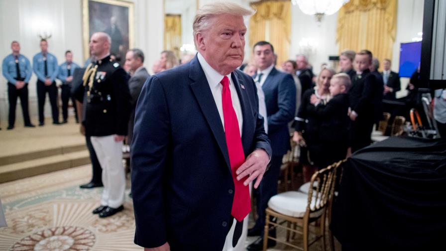 Trump amenaza con aniquilar la economía de Turquía si se sobrepasa en Siria