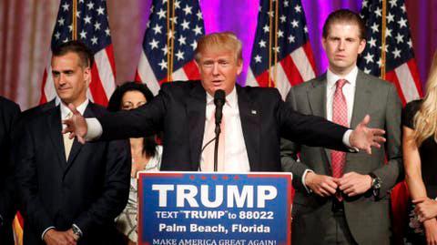 Trump cancela los actos políticos de la convención republicana en Florida