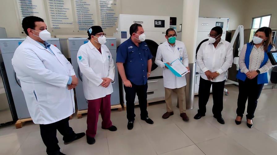 El SNS entrega más equipos al Hospital Gautier sobre los RD$5 millones
