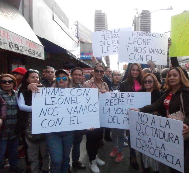 “Donde vaya Leonel  nos vamos con él”, seguidores se movilizan en Alto Manhattan