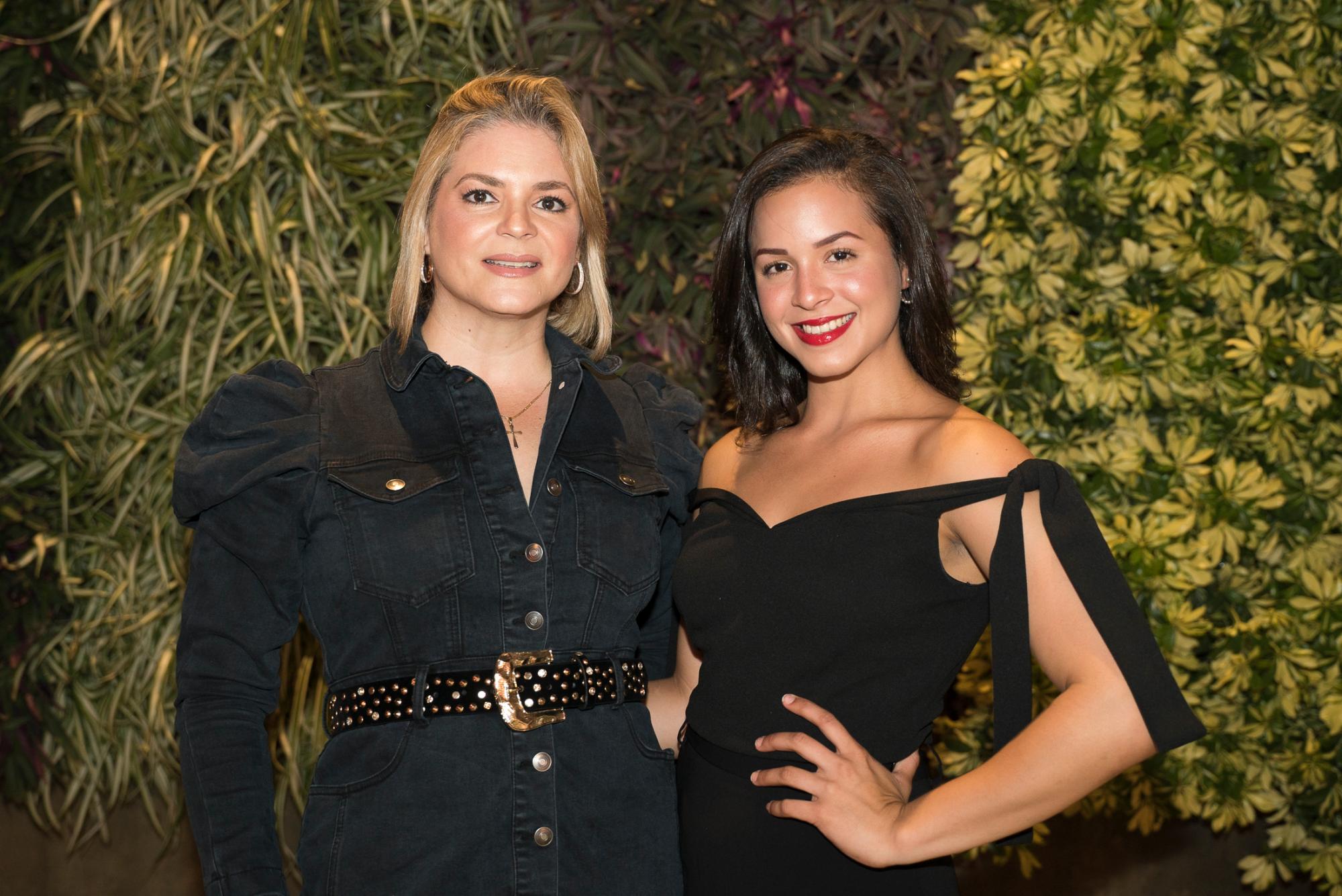 Doralina de Lockward y Nicole Lockward.