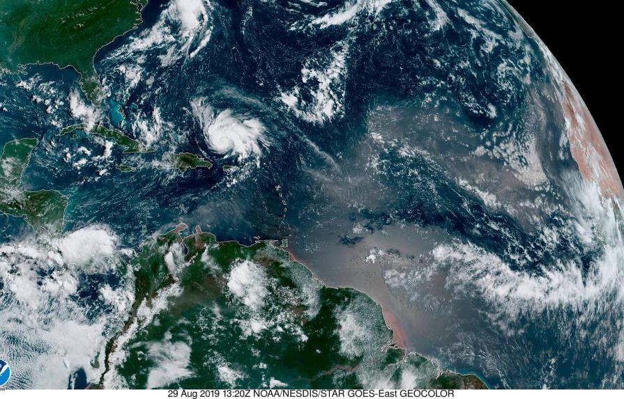 Dorian golpearía a la Florida como un huracán categoría 3