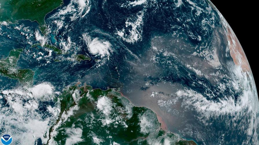 Dorian golpearía a la Florida como un huracán categoría 3