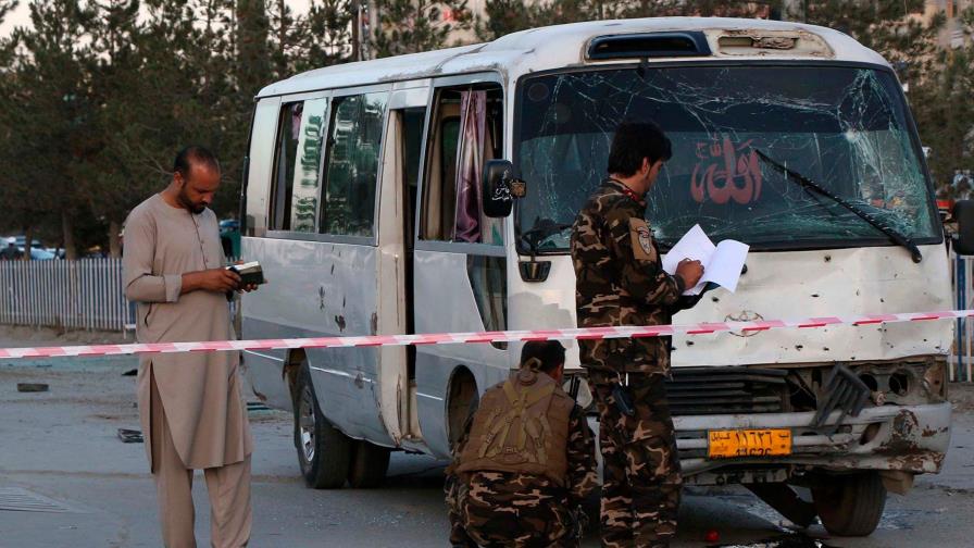 Dos muertos en atentado contra un microbús de una televisión afgana en Kabul