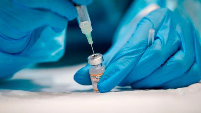 Bélgica reduce a 4 meses el plazo entre segunda y tercera dosis de la vacuna