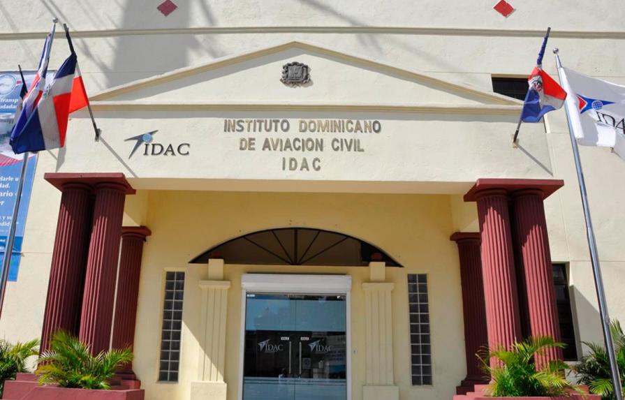 Abinader confirma en la JAC, destituye y nombra funcionarios en el IDAC