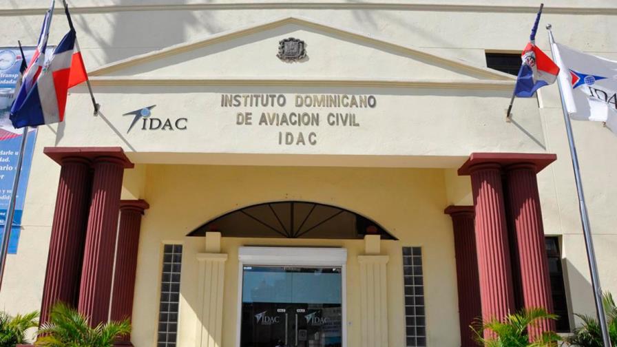 Abinader confirma en la JAC, destituye y nombra funcionarios en el IDAC