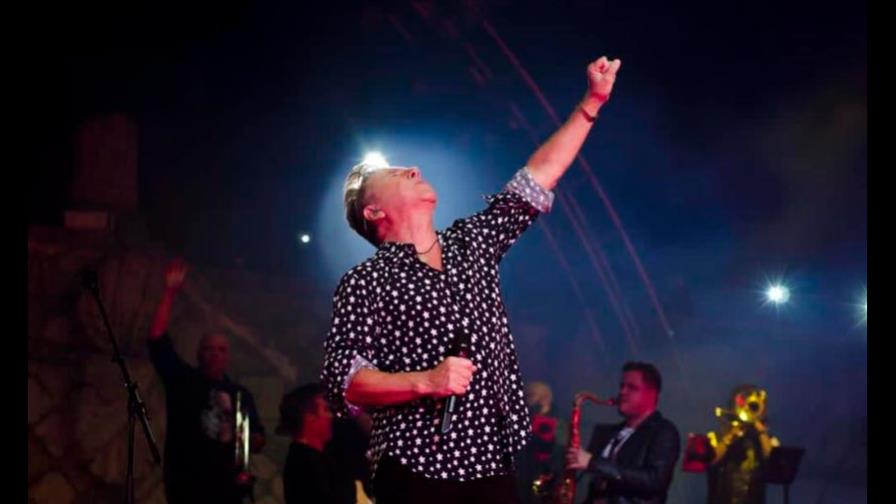 Salud Pública asegura que Ricardo Montaner no tenía permiso para concierto semipresencial