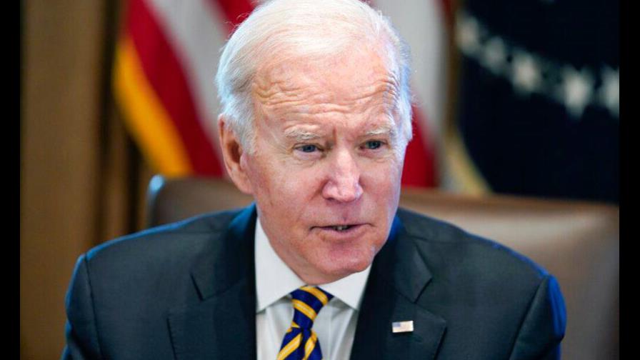 Biden afirma que los supermercados de EEUU estarán “abastecidos” en Navidad