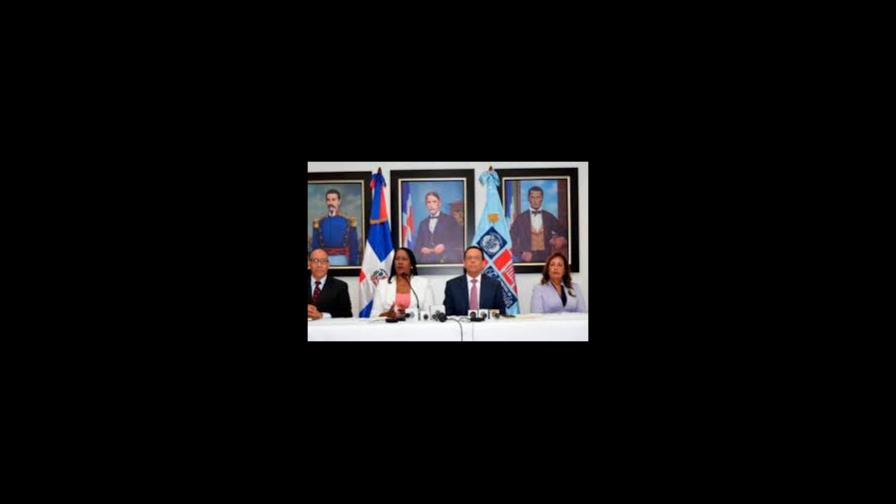 Minerd y ADP reanudan este martes Concurso de Oposición Docente 2019 Minerd y ADP reanudan este martes Concurso de Oposición Docente 2019