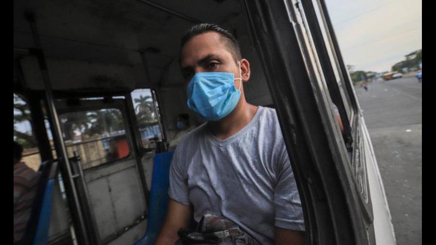 Panamá reporta 43 migrantes con COVID-19