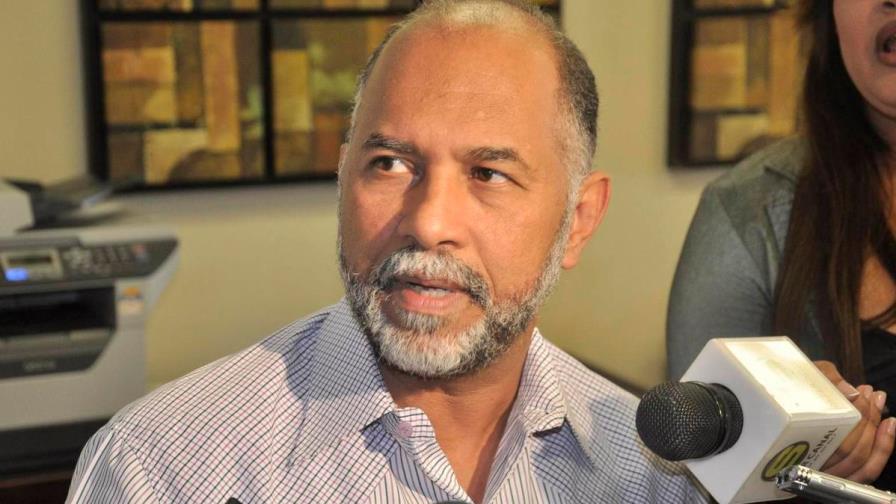 Eduardo Hidalgo: próximo gobierno da señales de tratar a ADP como plato de segunda mesa Eduardo Hidalgo: próximo gobierno da señales de tratar a ADP como plato de segunda mesa