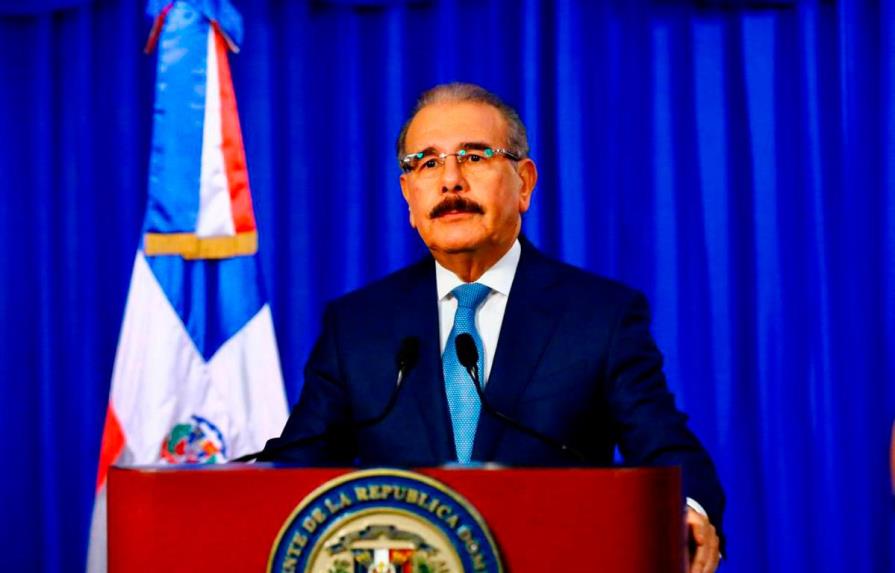 Presidente Medina observa Ley de Residuos Sólidos