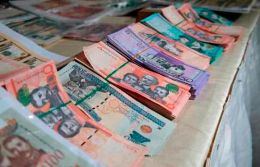 Banco Central estima que economía dominicana cayó en torno a 8.5 % en julio
Este lunes el Banco Central decidió reducir tasa de política monetaria a 3 % anual