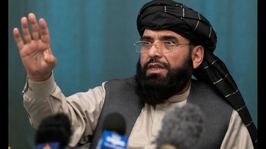 Portavoz talibán asegura que permitirán educarse a las mujeres en Afganistán Portavoz talibán asegura que permitirán educarse a las mujeres en Afganistán