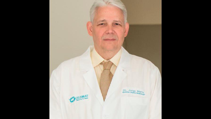 Médico dominicano recibe certificación Board europeo Médico dominicano recibe certificación Board europeo