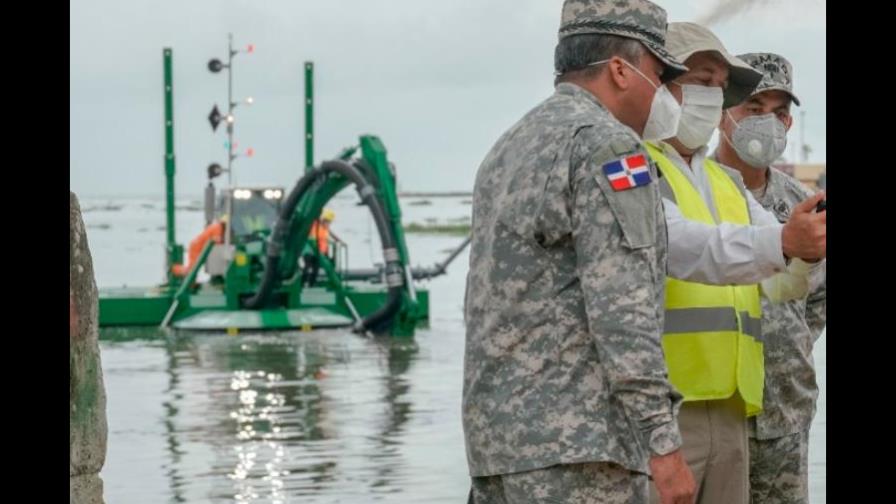 La draga “multipropósito y anfibia” que limpia ríos y puertos