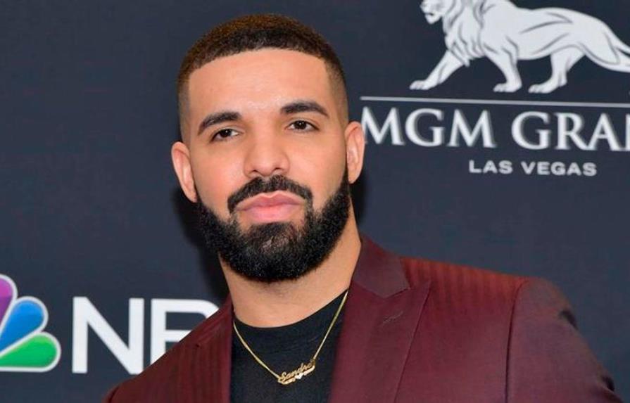 Drake renuncia a sus nominaciones a los Grammy