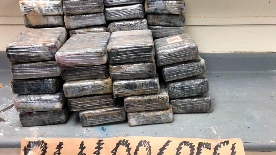 DNCD incauta 50 paquetes de presumible cocaína en Bayahíbe