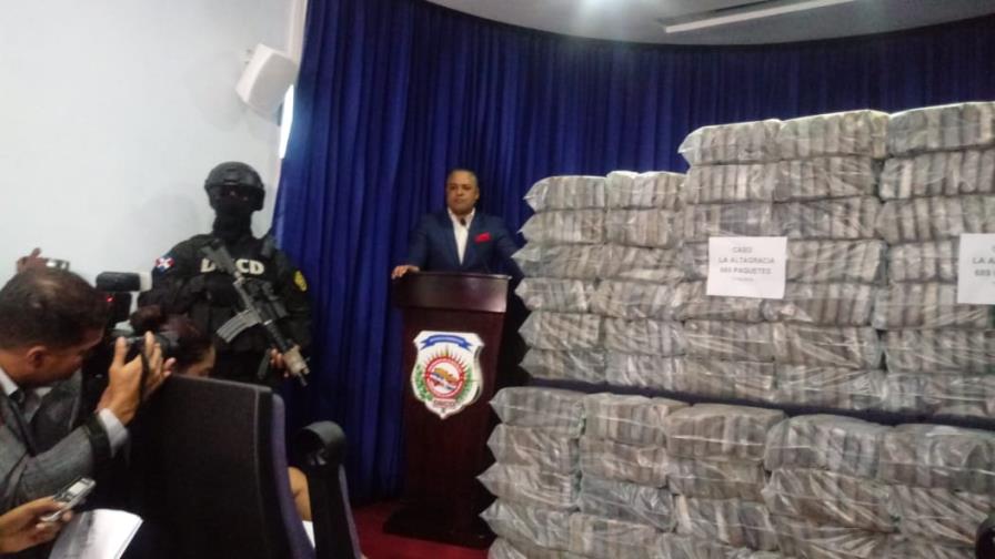 La DNCD decomisa 689 paquetes de cocaína
