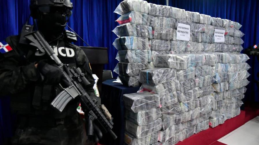“El negocio de las drogas distribuye beneficios que llegan a las cúpulas del DICAN y la DNCD”