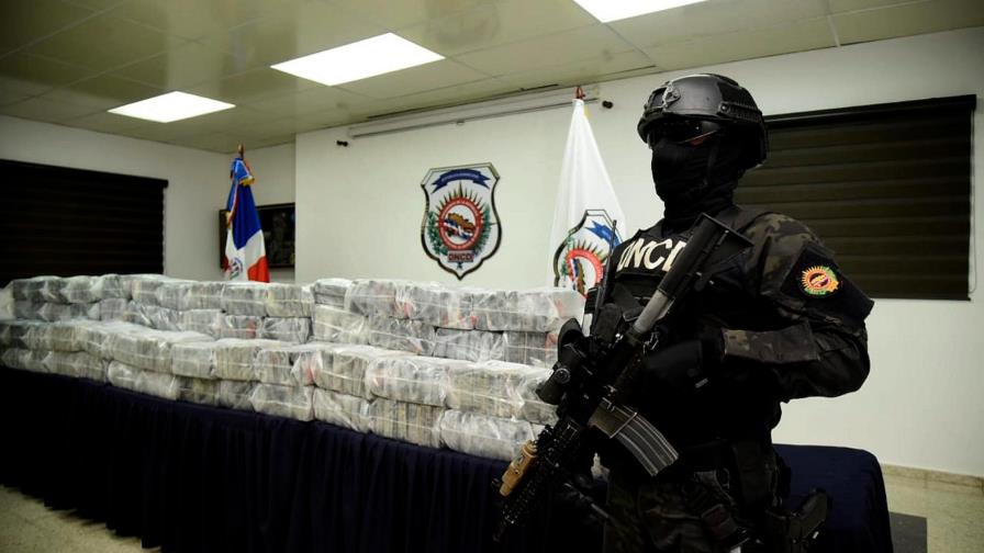 Incautan un cargamento de 500 kilos de cocaína Incautan un cargamento de 500 kilos de cocaína