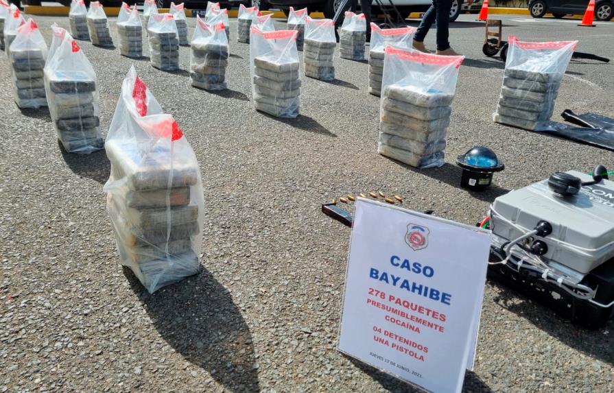 Apresan a cuatro colombianos con 278 paquetes de cocaína en costas de Bayahíbe