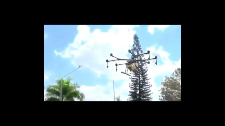 Alcalde de Santiago usará drones para desinfectar la ciudad