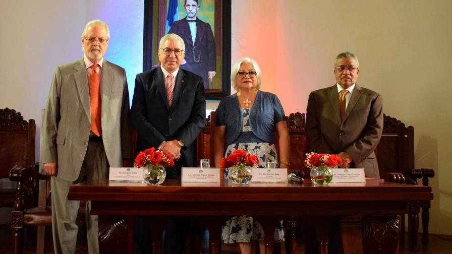 Castro Ventura devela intimidades de la guerra restauradora en Santo Domingo 