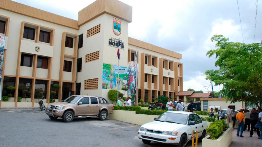 Regidores de Santo Domingo Norte dan positivo a COVID-19