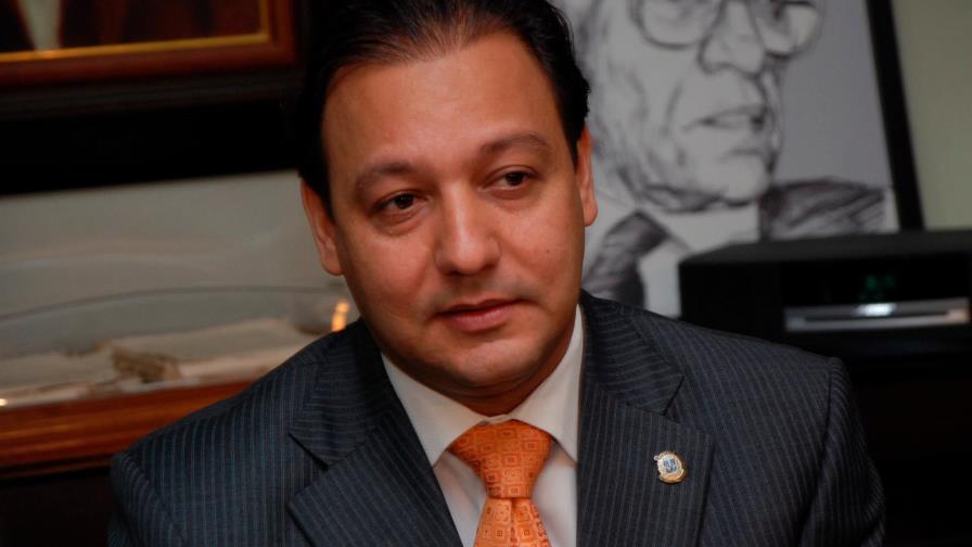 Abel Martínez: El que quiera contradecir, que sea alcalde y convierta a Santiago en desorden